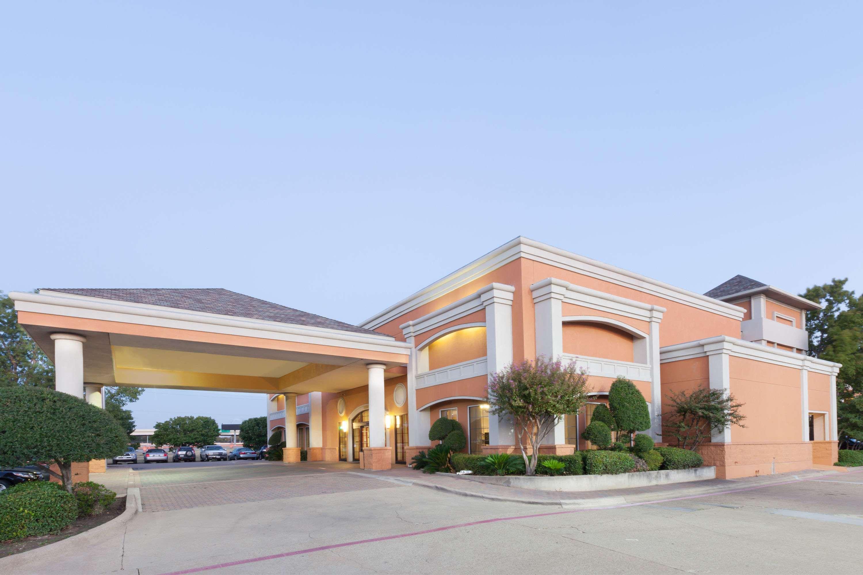 Days Inn By Wyndham Irving Grapevine Dfw Airport North Εξωτερικό φωτογραφία
