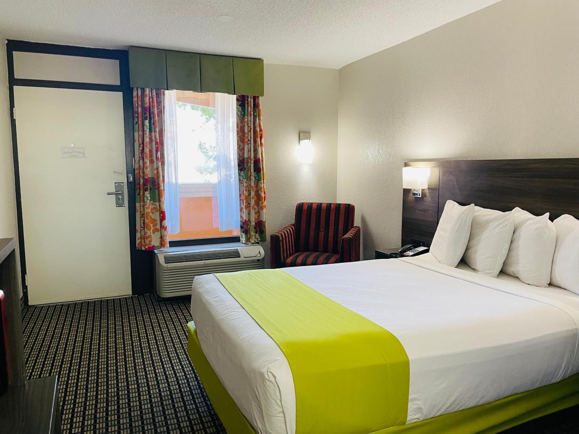 Days Inn By Wyndham Irving Grapevine Dfw Airport North Εξωτερικό φωτογραφία
