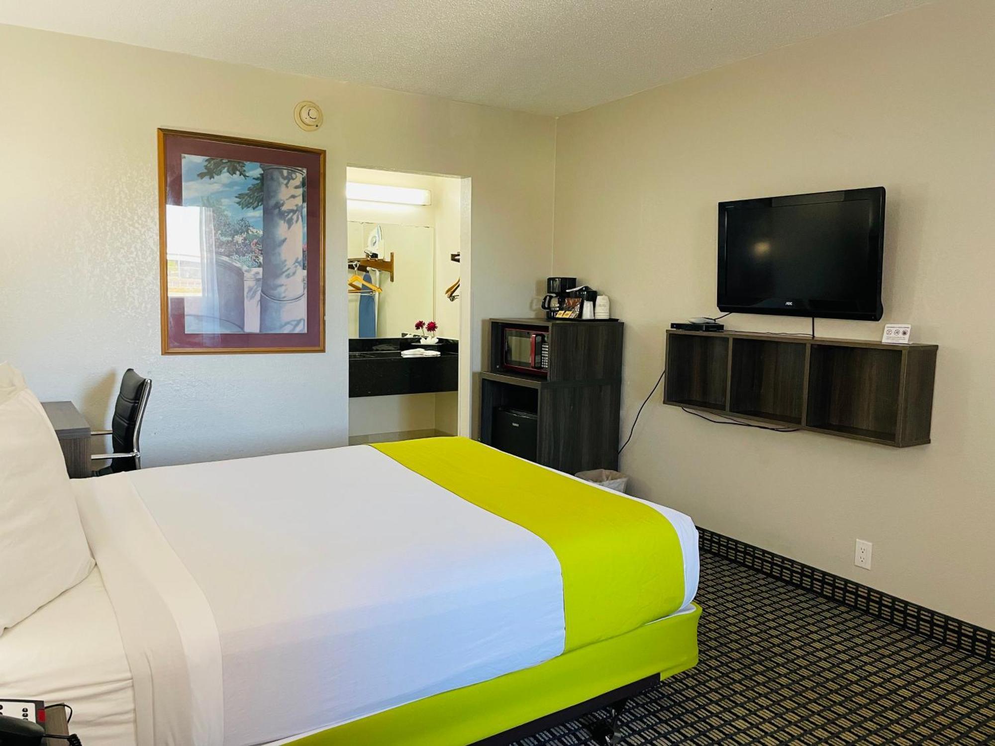 Days Inn By Wyndham Irving Grapevine Dfw Airport North Εξωτερικό φωτογραφία