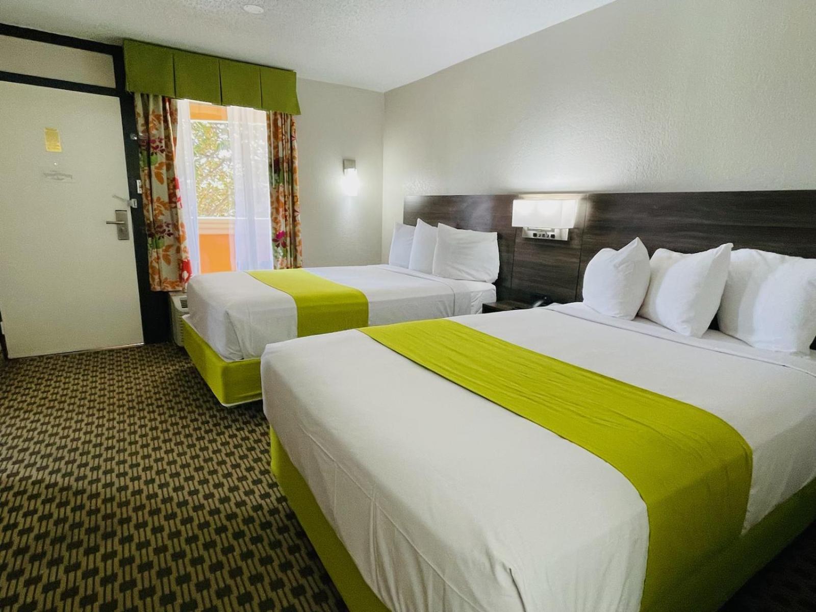 Days Inn By Wyndham Irving Grapevine Dfw Airport North Εξωτερικό φωτογραφία